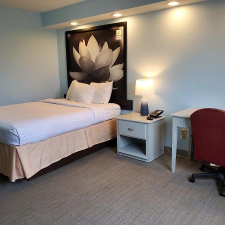 Coastal Inn & Suites ウィルミントン エクステリア 写真