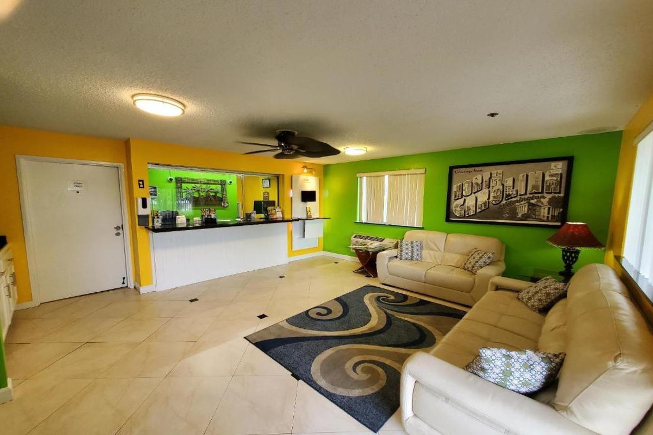 Coastal Inn & Suites ウィルミントン エクステリア 写真